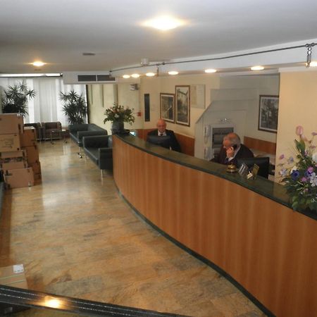 Hotel Selide Desio Buitenkant foto