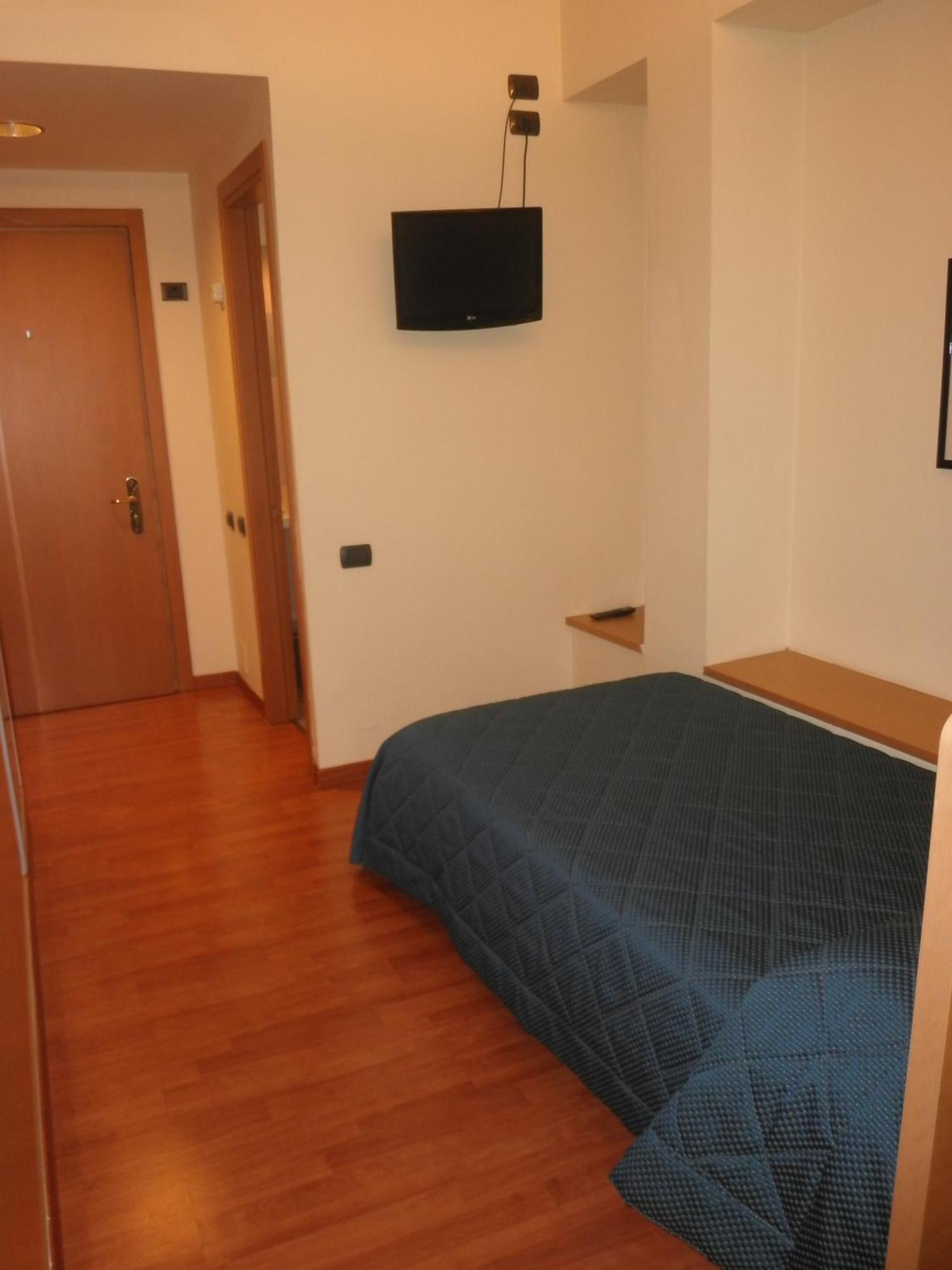 Hotel Selide Desio Buitenkant foto