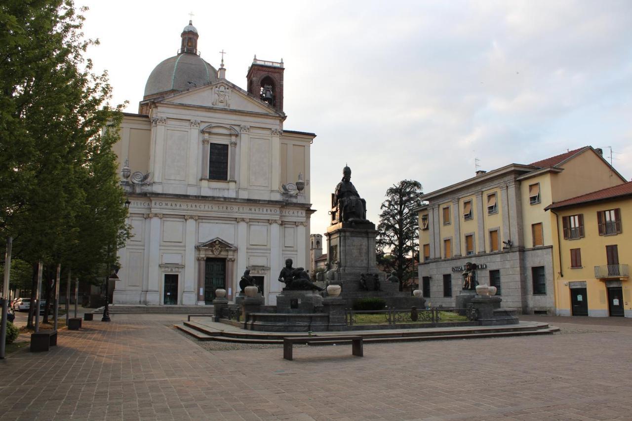 Hotel Selide Desio Buitenkant foto